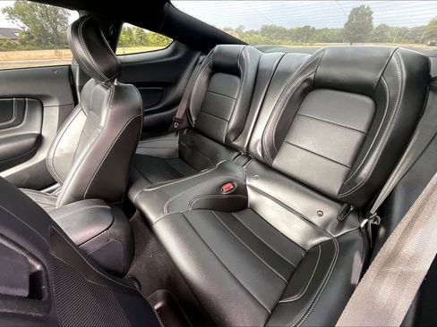 Used 2021 Ford Mustang GT Premium w/ Equipment Group 401A RWD image 16