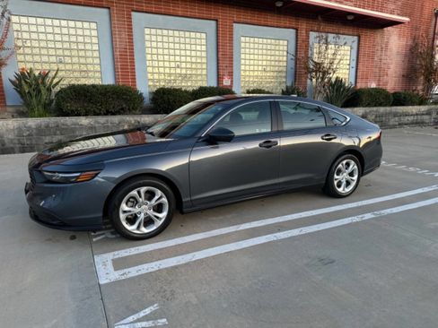 Used 2024 Honda Accord LX image 2