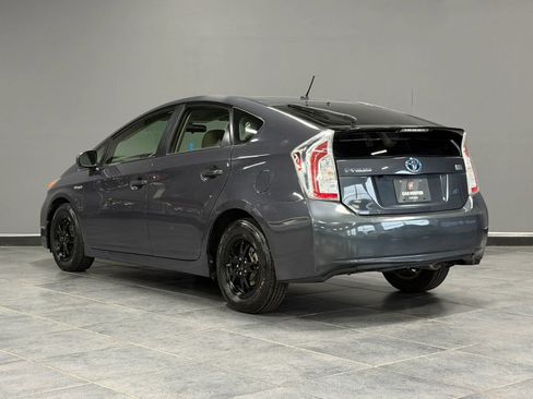 Used 2015 Toyota Prius Two FWD image 8