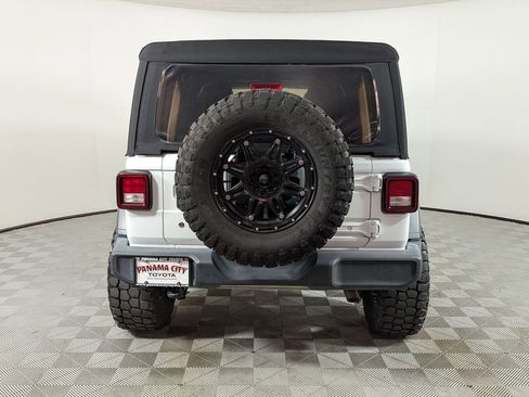 Used 2019 Jeep Wrangler Unlimited Sport S image 4