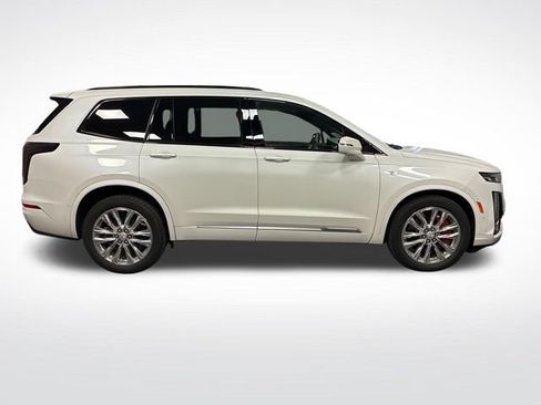 Certified 2023 Cadillac XT6 Sport w/ Technology Package AWD/4WD image 6