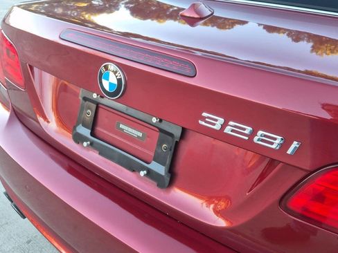 Used 2013 BMW 328i Convertible image 24