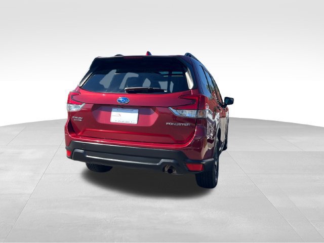 Used 2023 Subaru Forester Premium AWD/4WD image 5