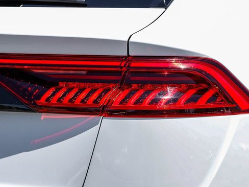 Used 2022 Audi SQ8 Premium Plus AWD/4WD image 8