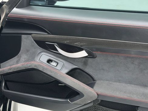 Used 2019 Porsche 911 GT3 RS RWD image 17