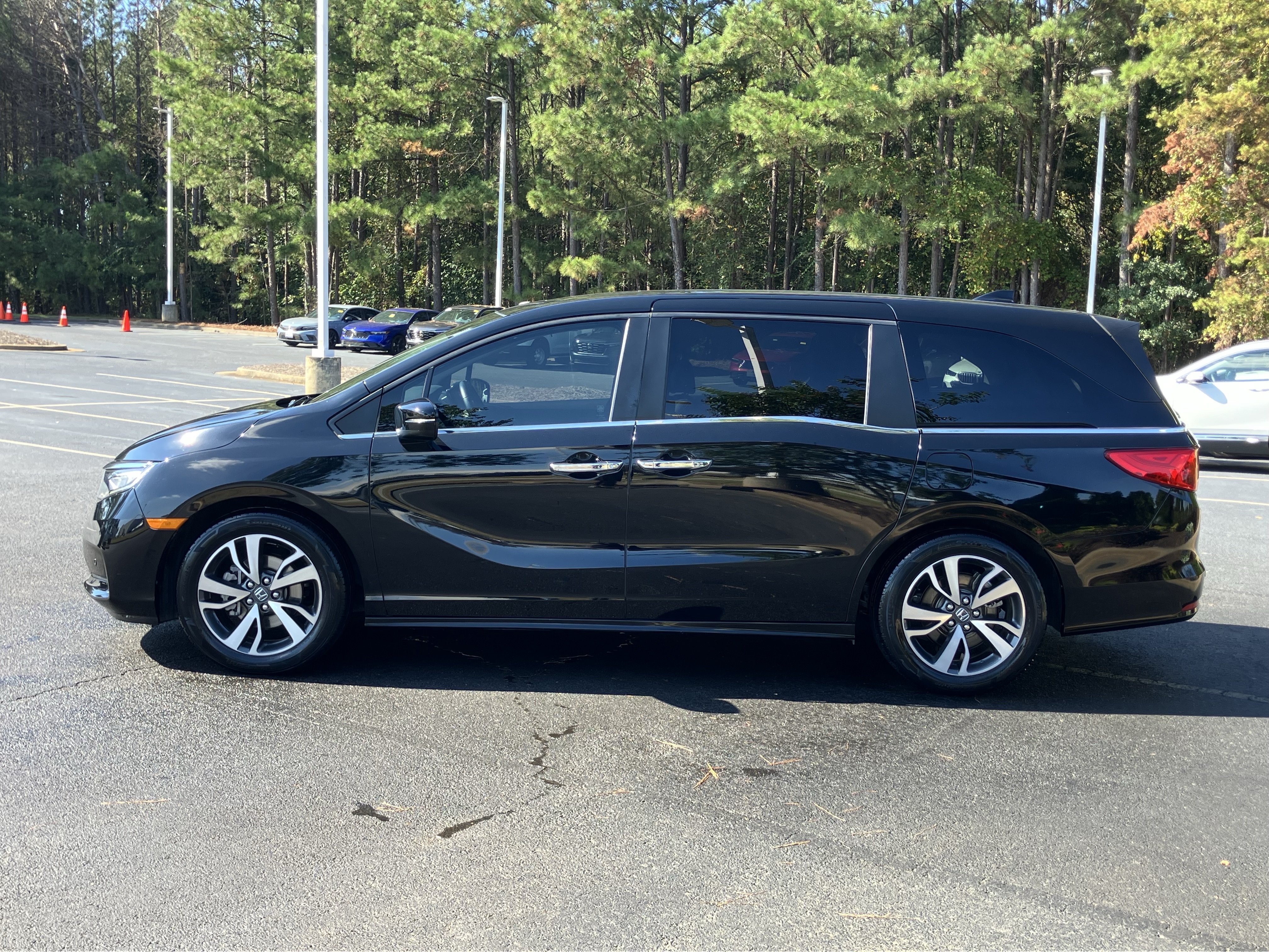Used 2024 Honda Odyssey Touring image 7