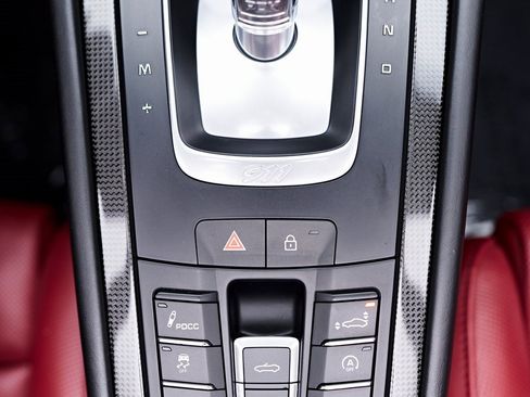 Used 2019 Porsche 911 Turbo S image 74