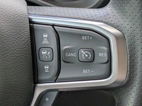 New 2026 RAM 1500 Express AWD/4WD image 24