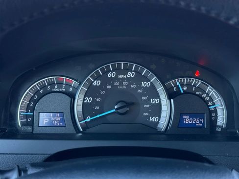 Used 2013 Toyota Camry SE FWD image 28