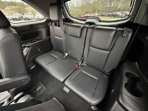 Used 2016 Toyota Highlander Limited Platinum image 36