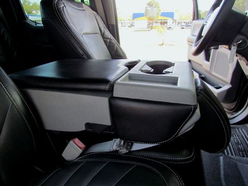 Used 2019 Ford F250 XL w/ STX Appearance Package image 19