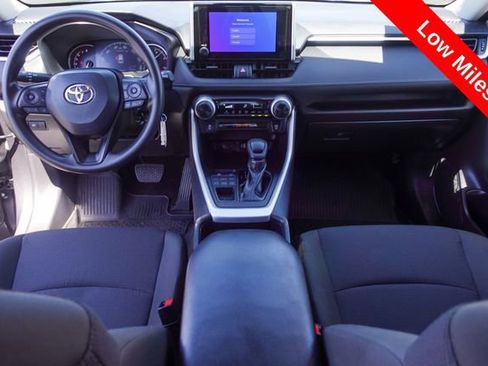 Certified 2023 Toyota RAV4 LE AWD/4WD image 4