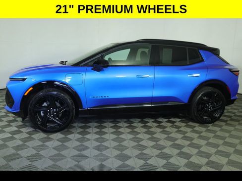 Used 2026 Chevrolet Equinox EV RS AWD/4WD image 5
