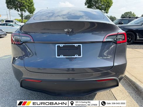 Used 2023 Tesla Model Y Long Range AWD/4WD image 4
