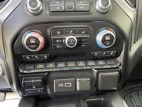 Used 2019 GMC Sierra 1500 Denali image 20