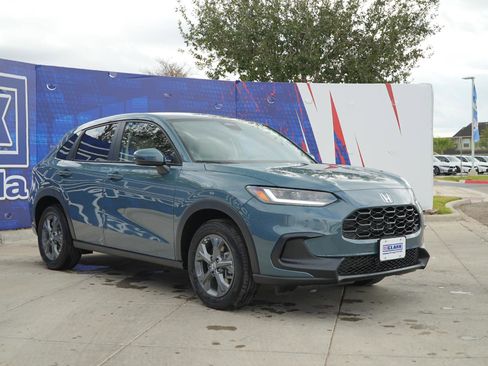 New 2026 Honda HR-V LX image 3