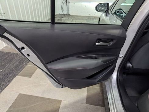 Used 2025 Toyota Corolla SE FWD image 8