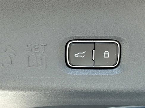 New 2025 Ford Expedition Tremor image 17