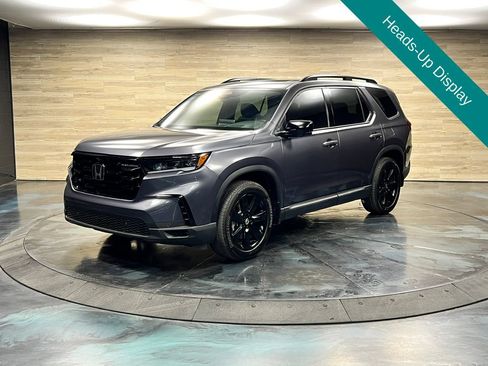 Used 2025 Honda Pilot Black Edition image 5