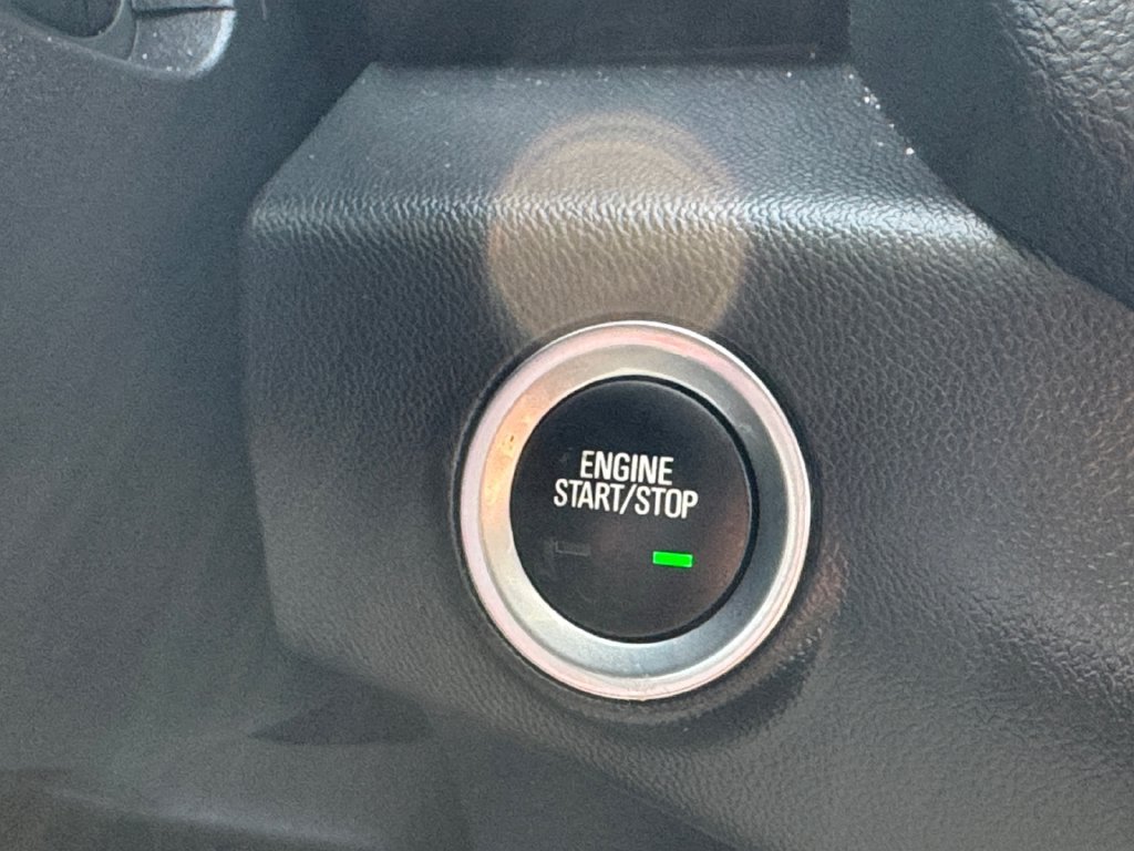 Used 2024 GMC Terrain SLE AWD/4WD image 34