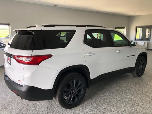 Used 2021 Chevrolet Traverse RS AWD/4WD image 4