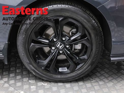 Used 2025 Honda Accord SE image 31