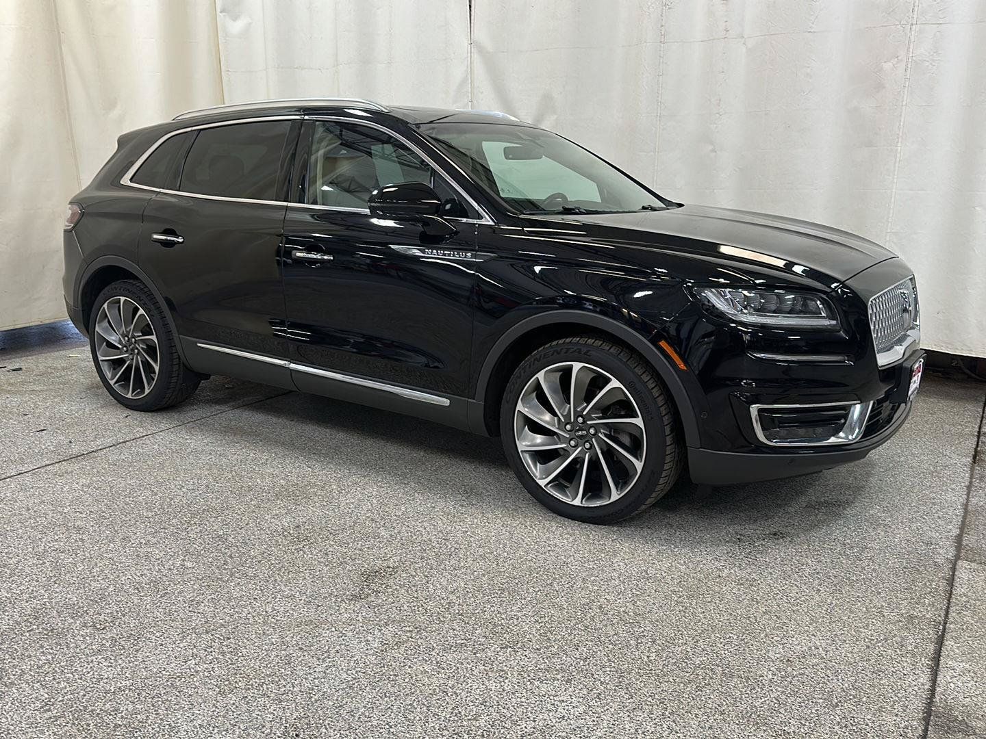 Used 2020 Lincoln Nautilus Reserve w/ Equipment Group 202A AWD/4WD image 7