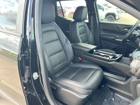 Used 2025 Chevrolet Equinox LT w/ Convenience Package II FWD image 25