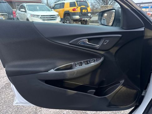 Used 2020 Chevrolet Malibu LS w/ LPO, Convenience Package 1 image 22