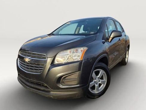 Used 2016 Chevrolet Trax LS AWD/4WD image 1