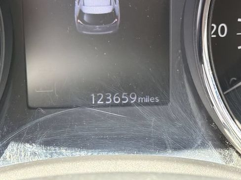 Used 2019 Nissan Rogue SL w/ Premium Package AWD/4WD image 17