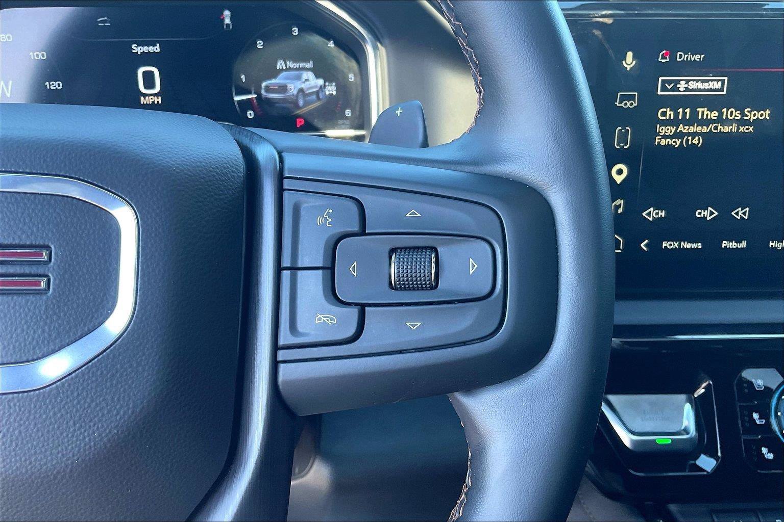 Used 2025 GMC Sierra 1500 AT4 w/ AT4 Premium Package AWD/4WD image 21