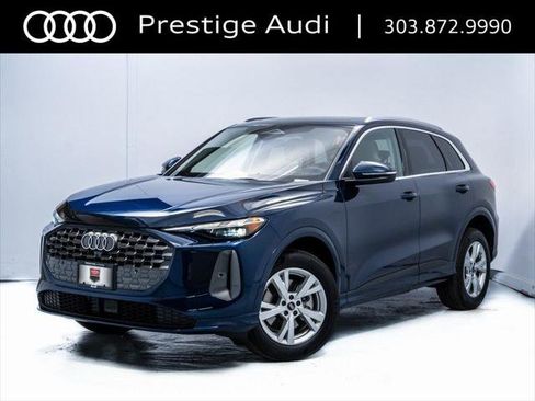Used 2025 Audi Q5 Premium w/ Convenience Package AWD/4WD image 2