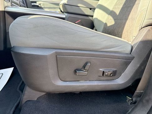 Used 2019 RAM 1500 Big Horn AWD/4WD image 12