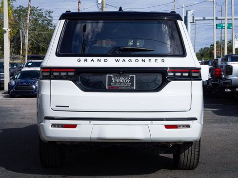 Used 2022 Jeep Grand Wagoneer Series II image 17