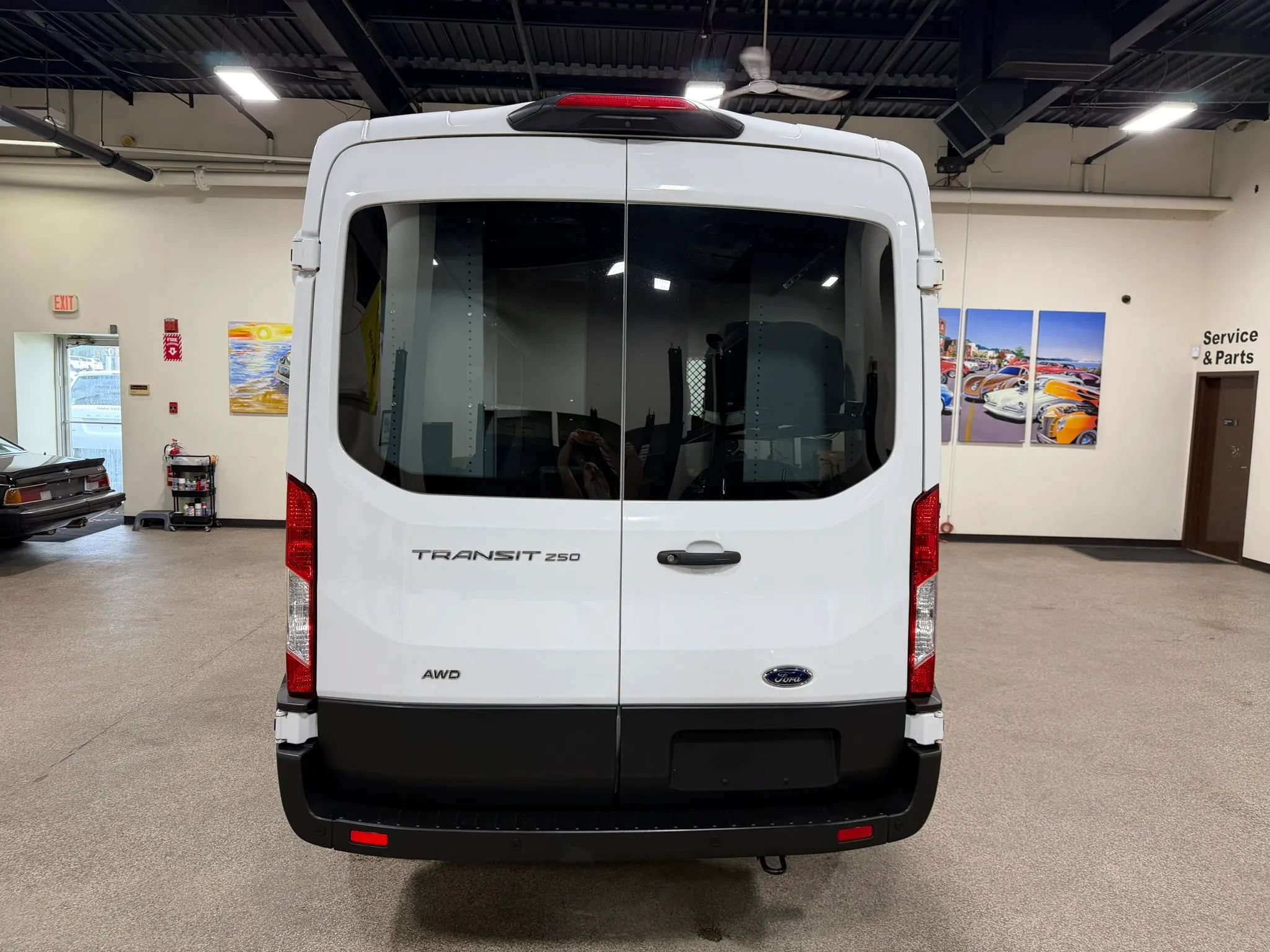 Used 2020 Ford Transit 250 Medium Roof AWD image 17