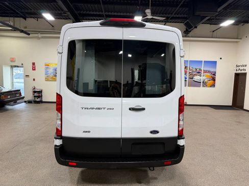 Used 2020 Ford Transit 250 Medium Roof AWD image 17