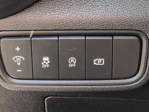 Used 2025 Kia Soul GT-Line w/ GT-Line Technology Package FWD image 17