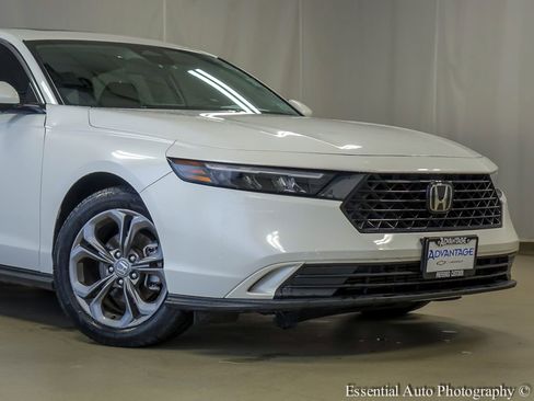 Used 2024 Honda Accord EX image 3