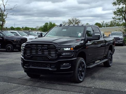 New 2026 RAM 2500 Big Horn AWD/4WD image 2