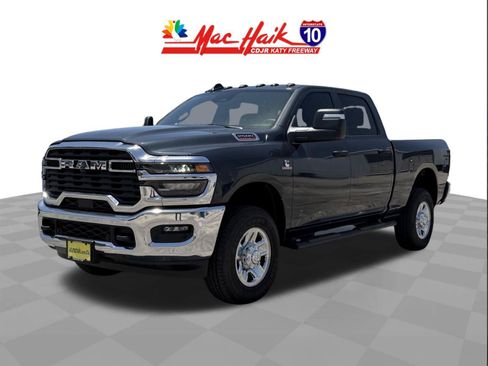 Used 2025 RAM 2500 Tradesman AWD/4WD image 30