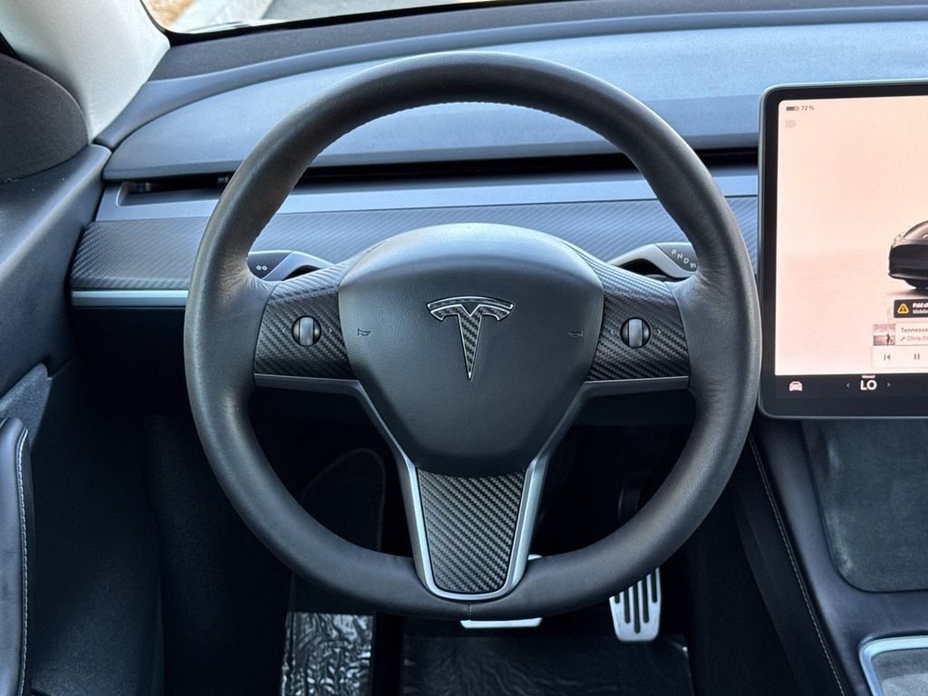 Used 2022 Tesla Model Y Long Range AWD/4WD image 13