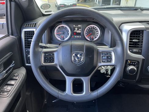 Used 2024 RAM 1500 Warlock RWD image 17