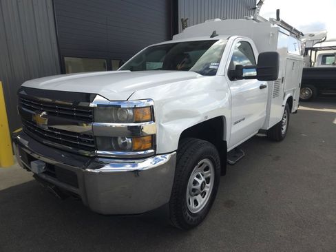 Used 2016 Chevrolet Silverado 3500 W/T image 2