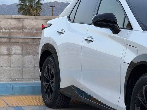 New 2026 Lexus RZ 450e RZ 450e Premium image 5