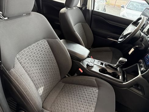 Used 2024 Ford Ranger XLT w/ FX4 Off-Road Package image 17