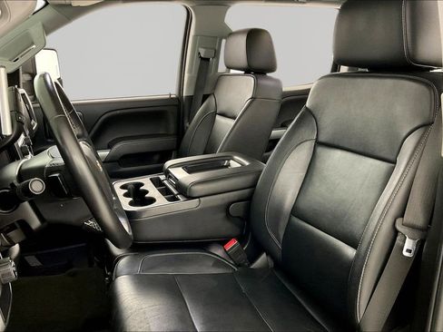 Used 2018 Chevrolet Silverado 3500 LT w/ LT Convenience Package image 19