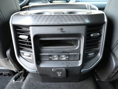 Used 2025 RAM 1500 Big Horn AWD/4WD image 27