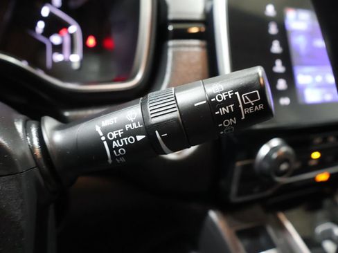 Used 2021 Honda CR-V Touring image 36