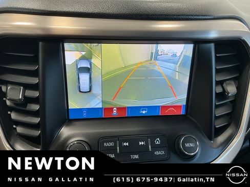 Used 2019 GMC Acadia Denali w/ Technology Package FWD image 11